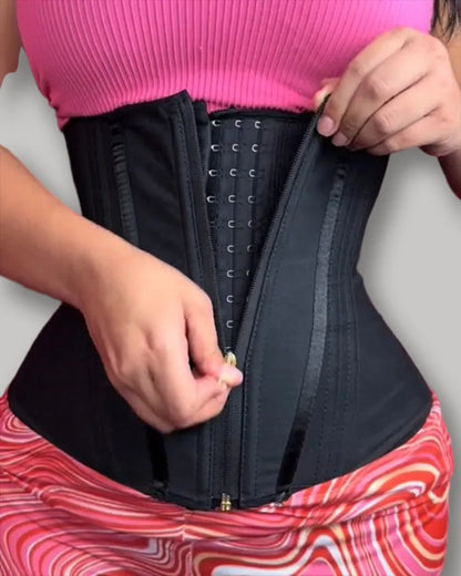 Cinturilla Curvy Fajas™ con Cierre y Soporte de Busto